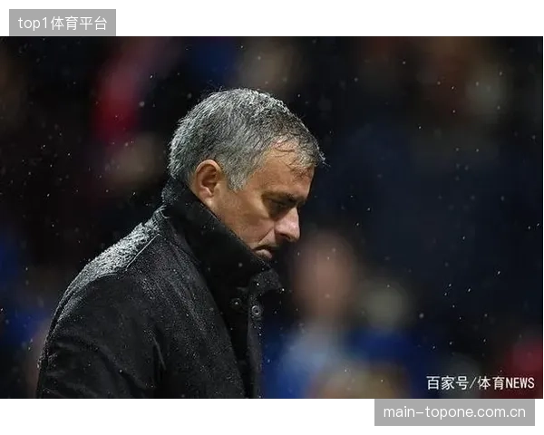 37岁的佩里西奇从重伤中恢复，其在边路的冲击力和经验对球队仍不可或缺。